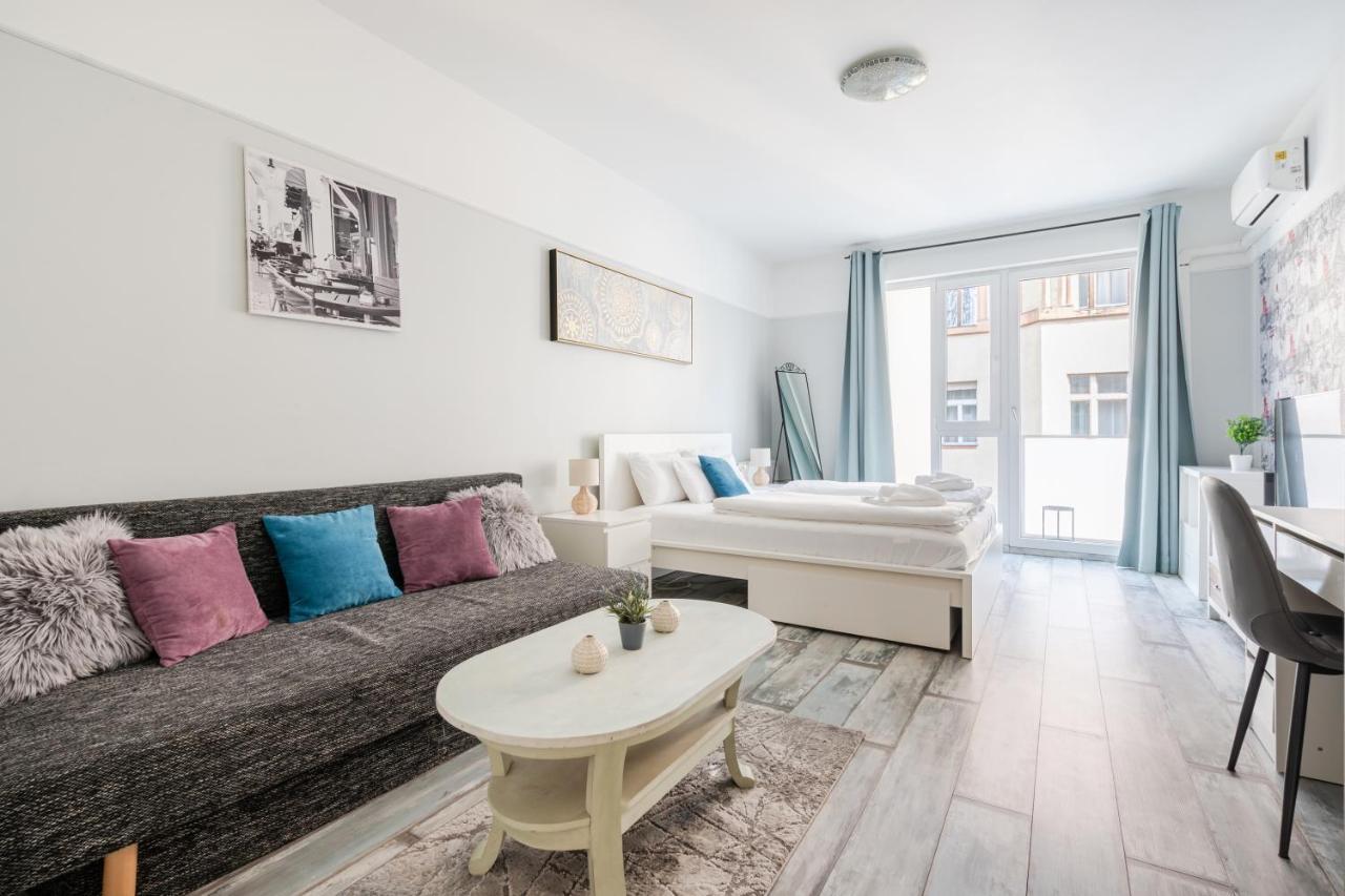 Blue Sky Apartment Будапеща Екстериор снимка